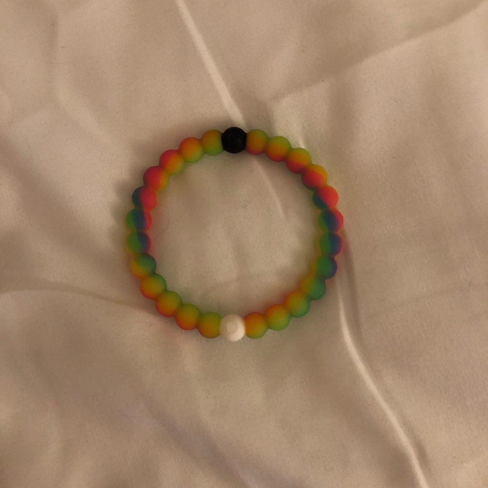 Multicolor Lokai